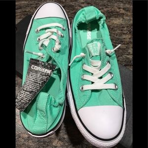 NWT Women’s Size 9 mint green Converse shoes